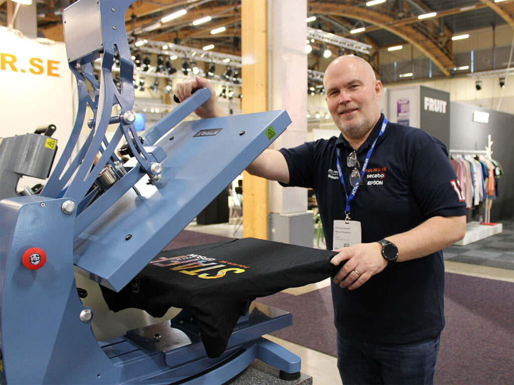 Nordic Profile Fair; premiär för Stahls' Diversity i Foliers monter; Foto: Anja Degerholm